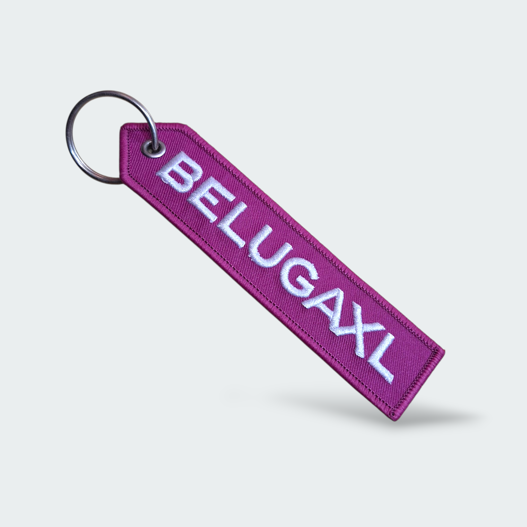 LLAVERO BELUGA XL SENCILLO